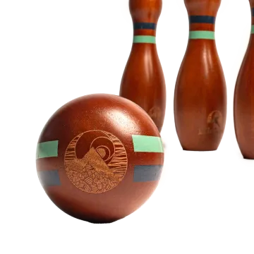 Hevea Cruiser Lawn Bowling Game