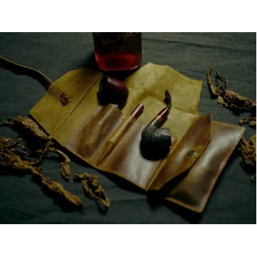 “the Chesterton” Leather Pipe Roll