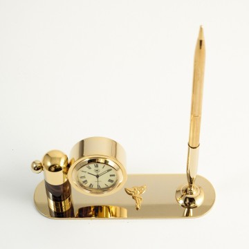 "Chiropractor" Theme Pen Stand with Pen and Clock in Tortoise Finish.