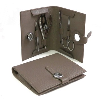 MANICURE SETS